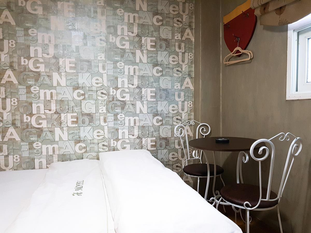 Gumi A Motel Exteriér fotografie