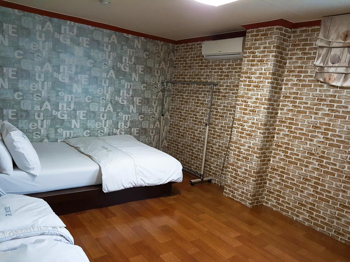 Gumi A Motel Exteriér fotografie